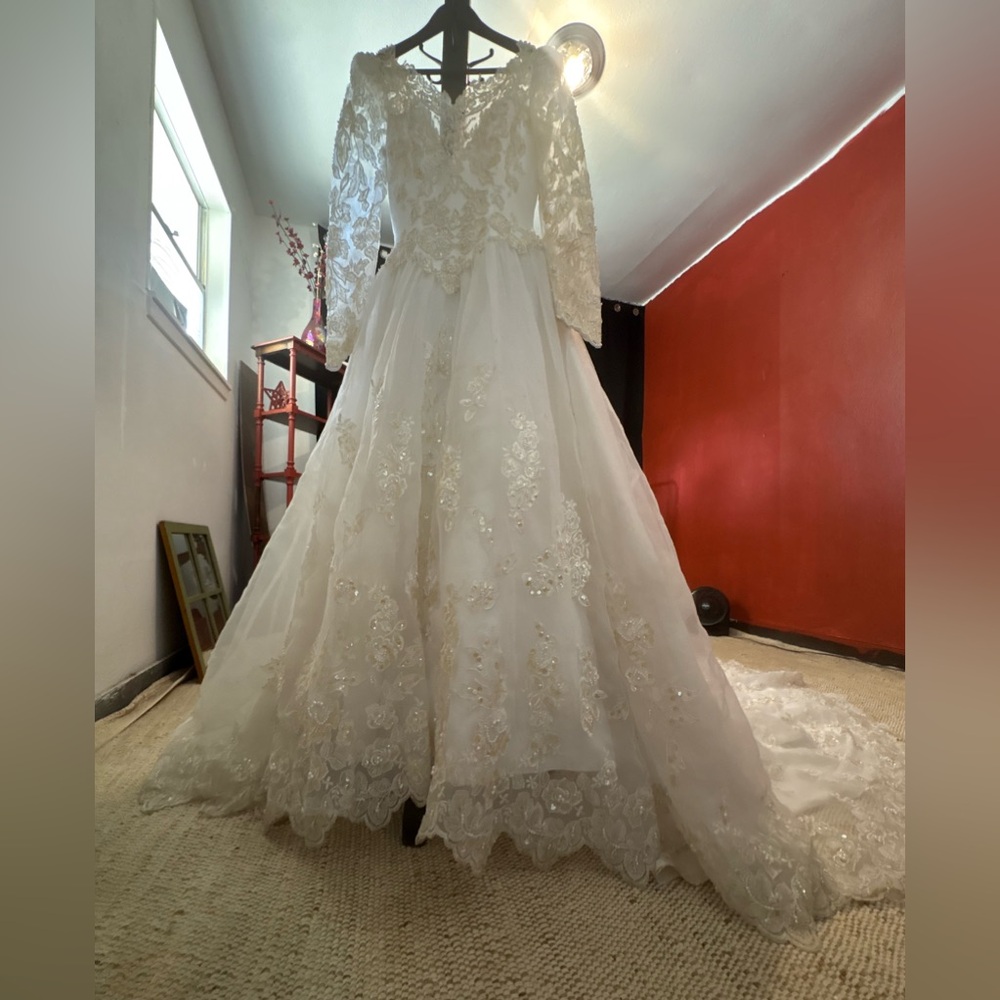 ICONIC Oleg Cassini Ivory Bridal Gown